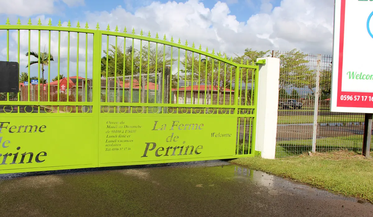 Ferme de Perrine en Martinique : entrée principale