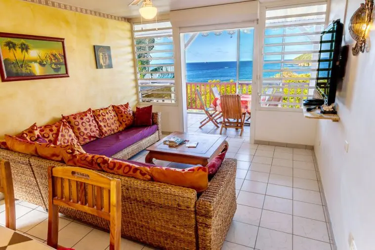 Séjour Martinique : salon dans une villa créole