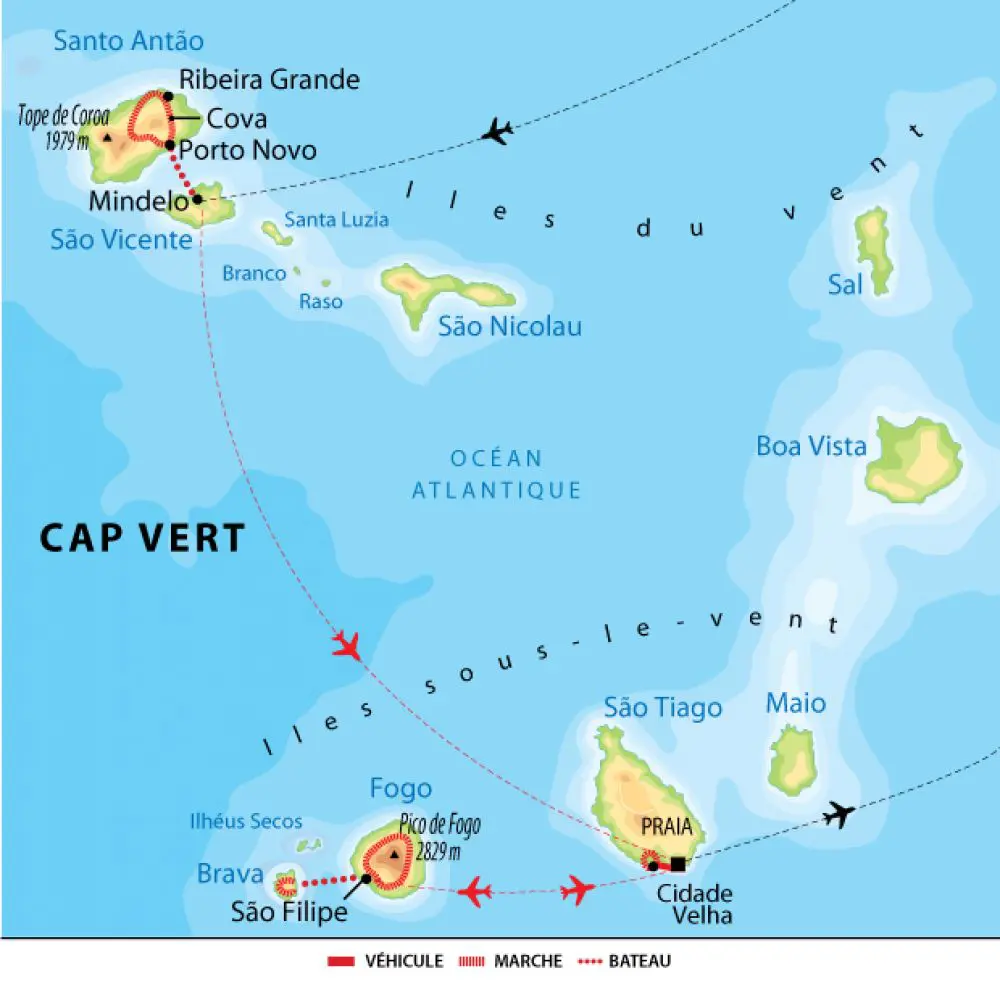 Carte de l'archipel du Cap Vert avec ses îles : Santo Antao, Sao Vicente,  Sal, Branco, Santa Luzia, Sao Nicolau, Boa Vista, Brava, Fogo, Sao Tiago, Raso, Maio dans l'océan Atlantique : îles du vent et îles sous le vent. 