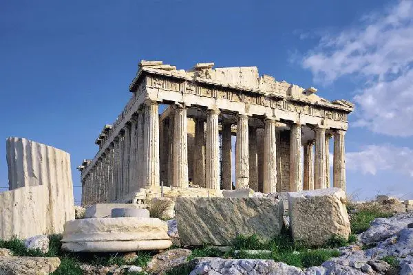 Ou aller en Grèce, ce qu'il faut visiter ; : Acropole à Athène . Site antique grec à visiter , lieu historique. 