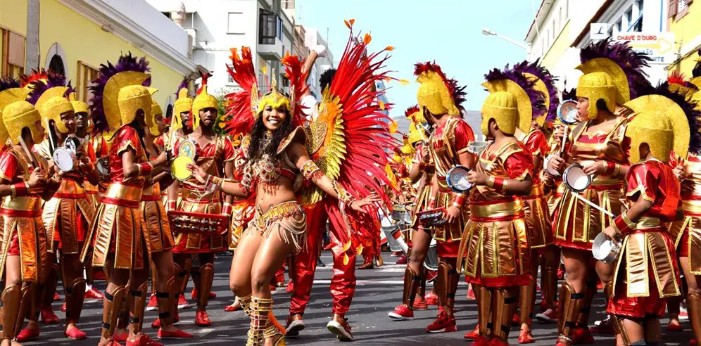 Carnaval du Cap Vert à Sao Vicente . Partir en Février au Cap vert pour assister au Carnaval . 