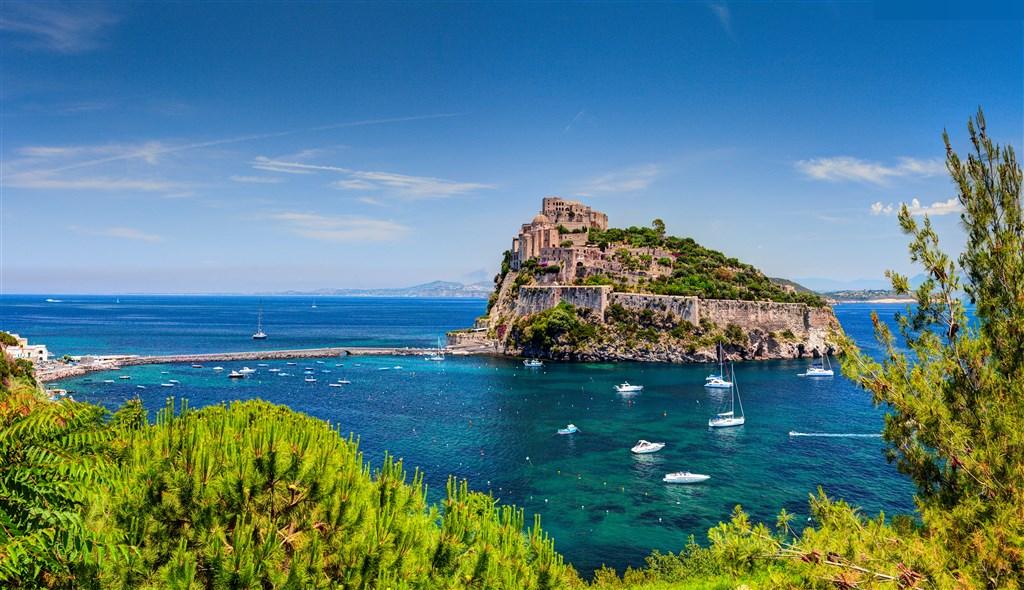 ischia : île du sud de l'Italie près de Naples