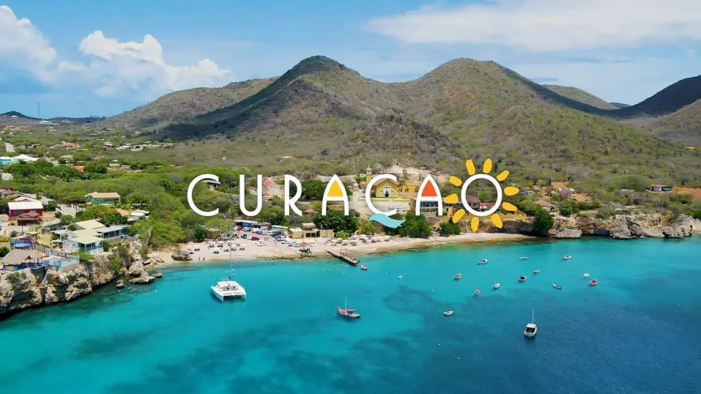 paysage de Curacao une des iles ABC à visiter aux Caraibes