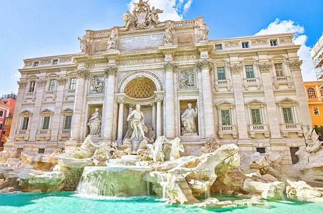 Fontaine de Trévi : monument touristique à visiter à Rome