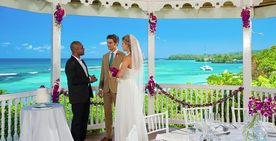 se marier aux Caraïbes à Antigua et Barbuda, cequ'il faut faire