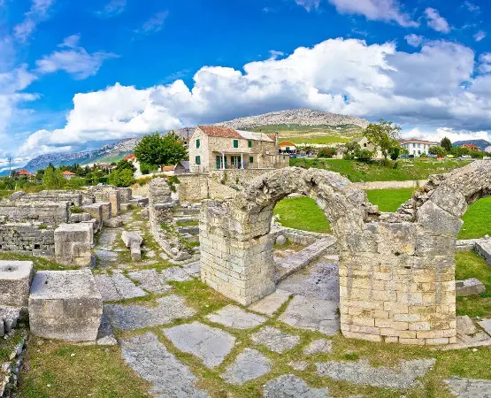 Ruines de Solin en Croatie : ce qu'il faut faire et visiter