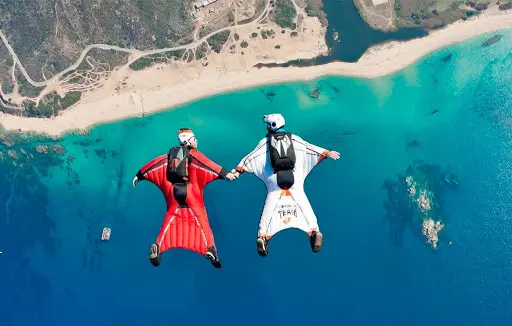 Faire du saut en parachute en Corse 