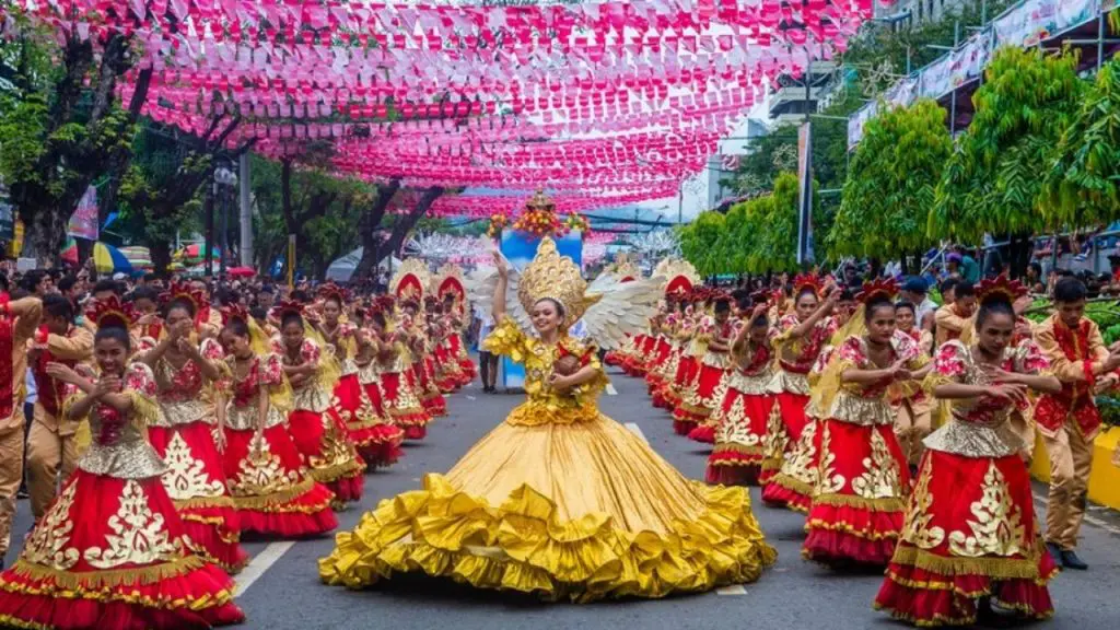 Sinulog : fete nationale à Cebu