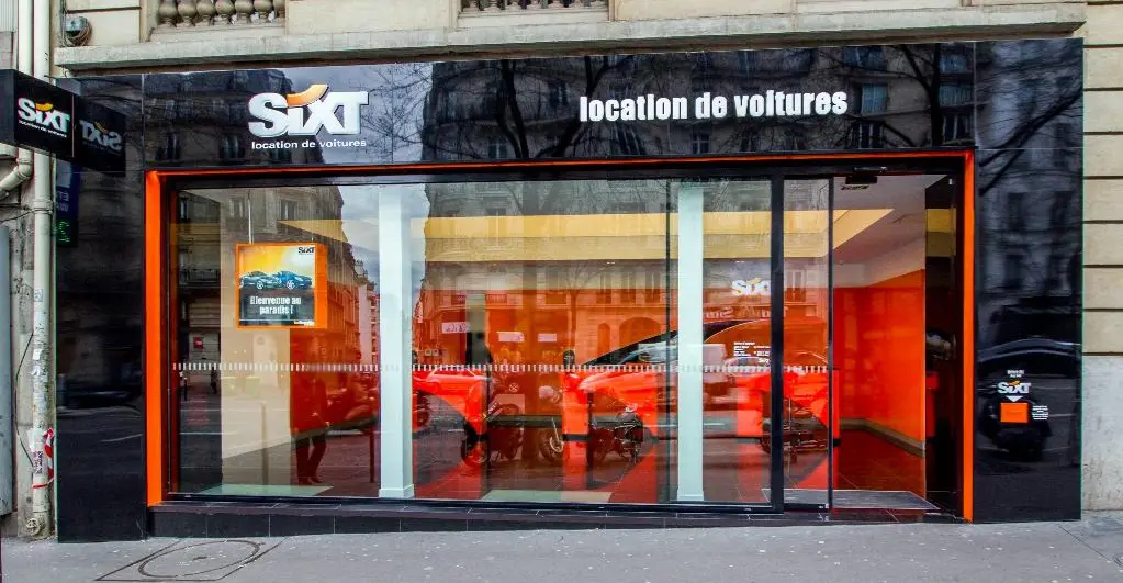 agence de location de voitures au 15eme arrondissement de Paris au Champs Elysées