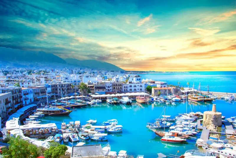 voyager à Chypre après l'été et profiter d'un bon climat 