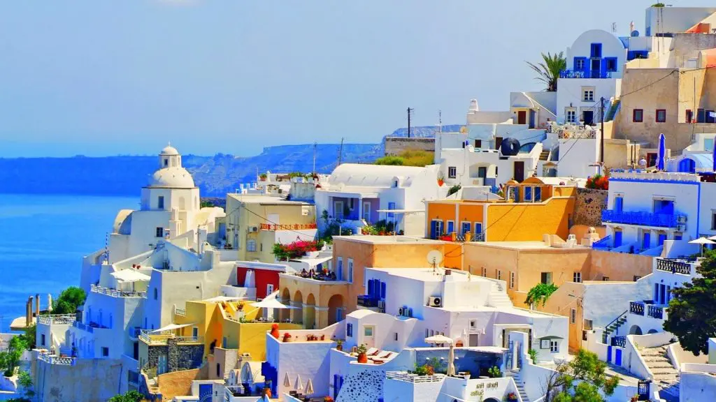 Santorin, Grèce :lieux à visiter en août  