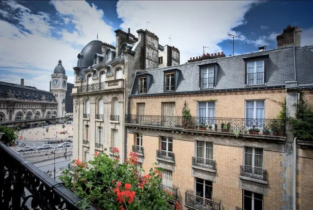 Hotel parisien à la Gare de Lyon  :  Palym