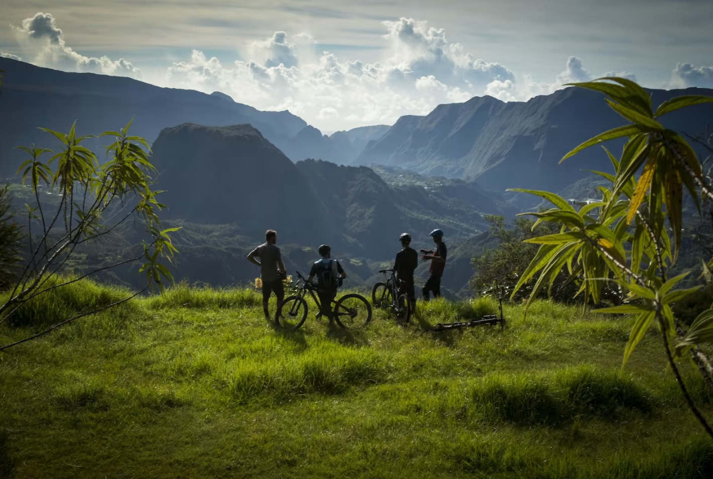 Sécurité en Montagne à La Réunion : Tout Ce Qu’il Faut Savoir Avant de Randonner en 2026